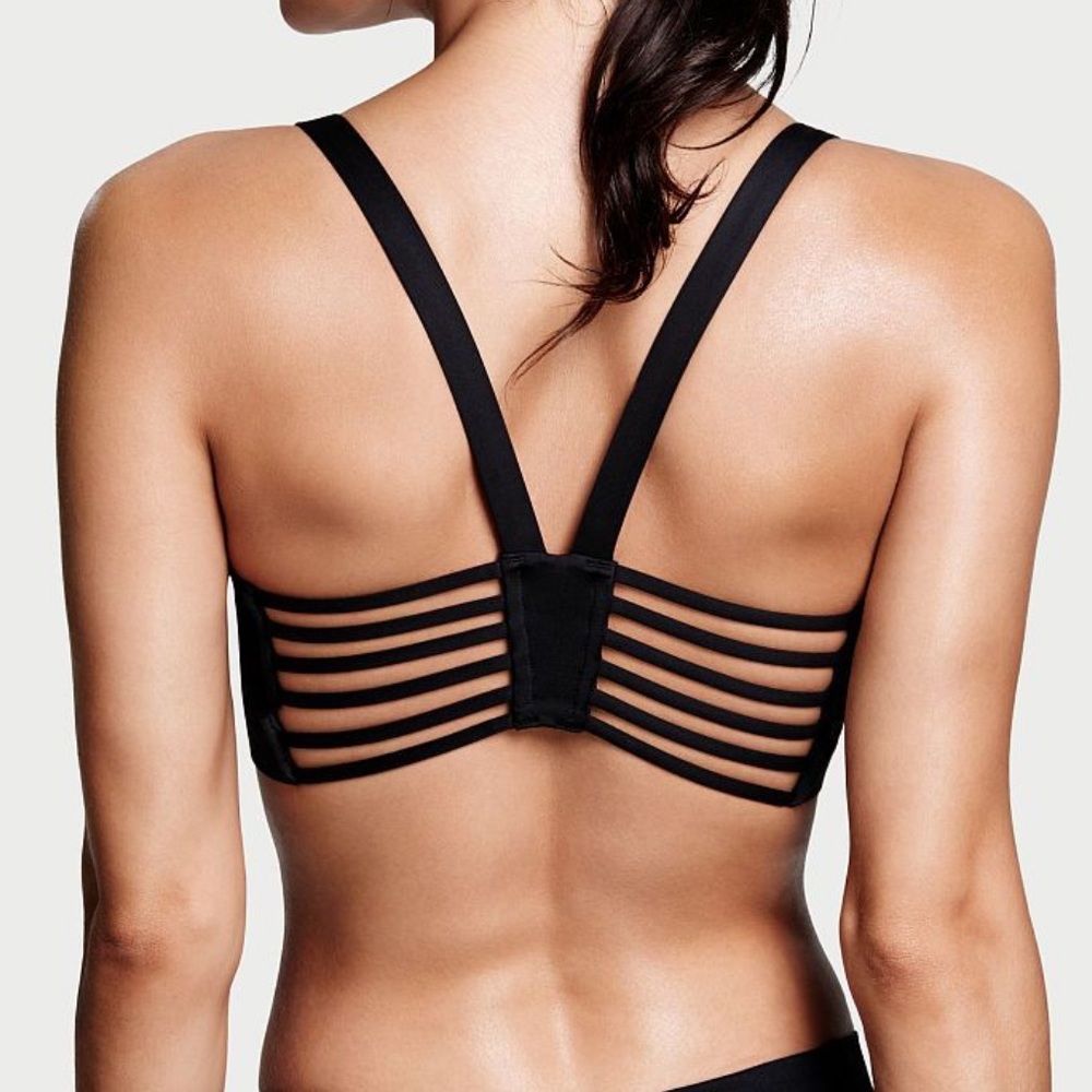 VSX Victoria’s Secret plunging strappy sports bra
